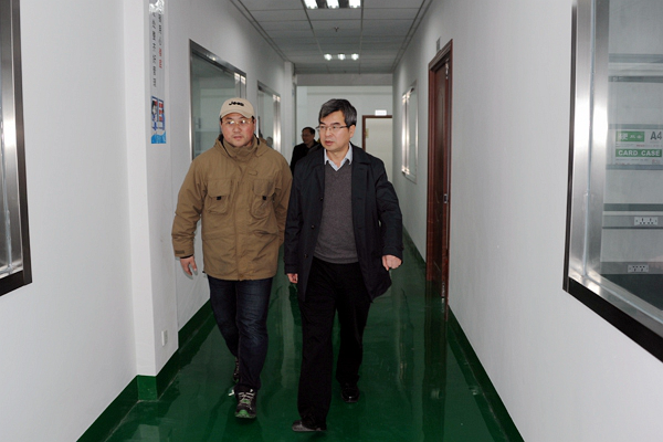 區(qū)委書記、區(qū)人大常委會(huì)主任徐克儉蒞臨公司調(diào)研項(xiàng)目建設(shè)進(jìn)展情況